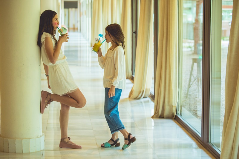 Calçado da Moda para Menina Primavera Verão Calçado Menina Moda Pisamonas